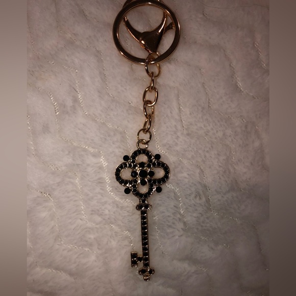 BLING  KEY BAG CHARMS NEW🔥 - Picture 9 of 11
